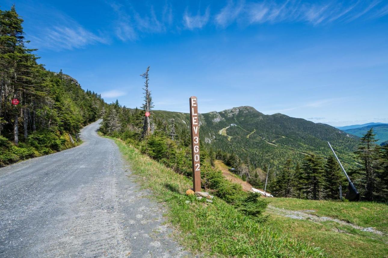 Exploring the Beauty of Scenic Drives Through the Green Mountains 10 Mansfield%20Pic%202